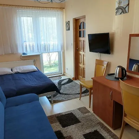 Dom Pod Gruszka Rum i privatbostad Pobierowo