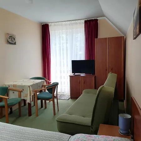 Dom Pod Gruszka Ubytování v soukromí Pobierowo