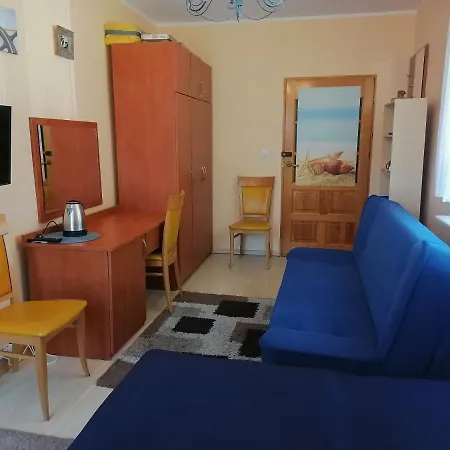 Dom Pod Gruszka Rum i privatbostad Pobierowo