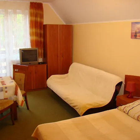 Dom Pod Gruszka Alloggio in famiglia *