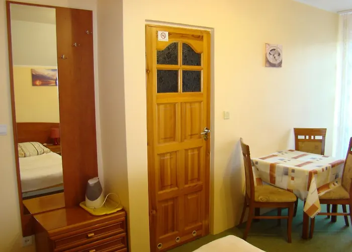 Dom Pod Gruszka Habitación en casa particular