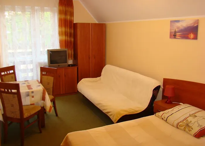 Dom Pod Gruszka Habitación en casa particular *